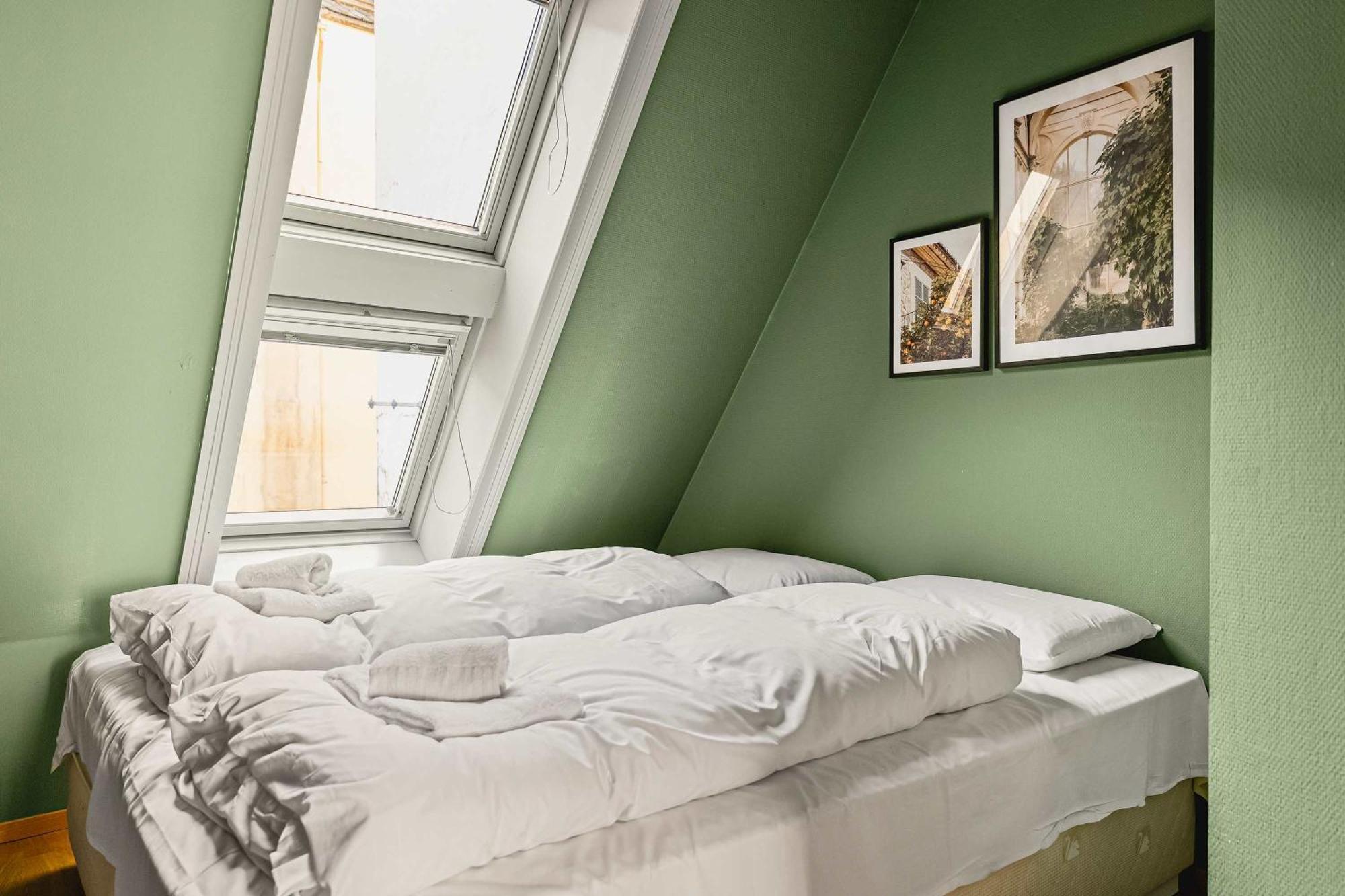 Apartamento Dinbnb I Shopping, Cafes And Attractions At Your Doorstep! *